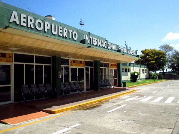 Aeropuerto Internacional Sierra Maestra